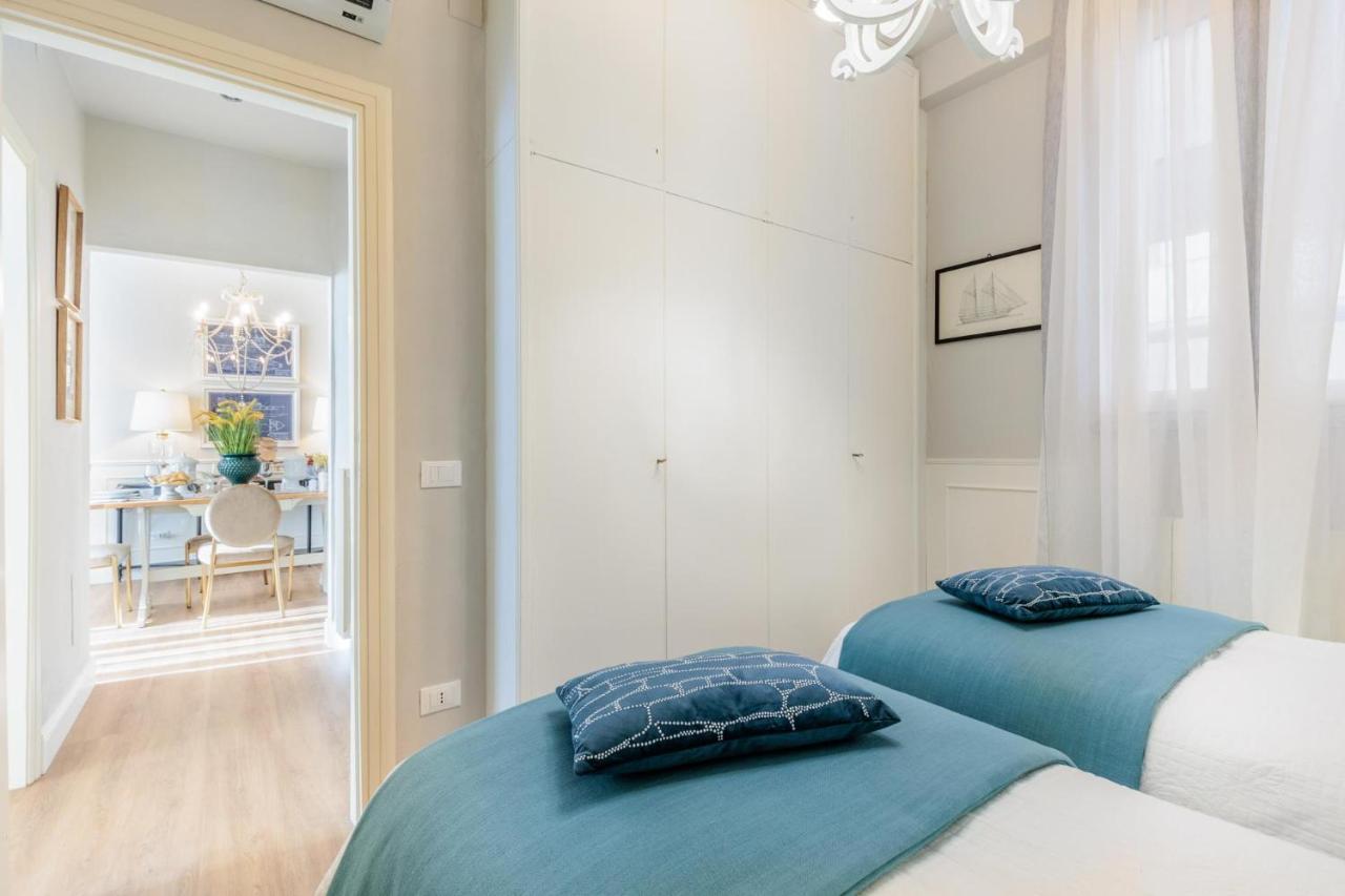 "Libeccio Apartment" Fronte Mare Con Garage Privato Lido di Camaiore Exterior photo